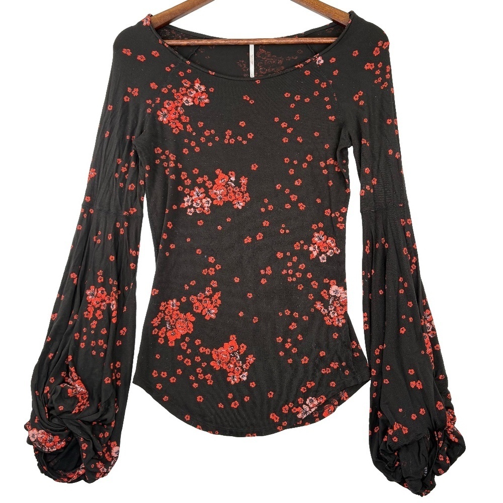 Free People Women's Black and Red Floral Bodycon Top Size L
